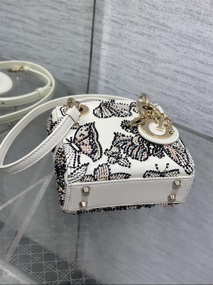 2025228Y950P212427278