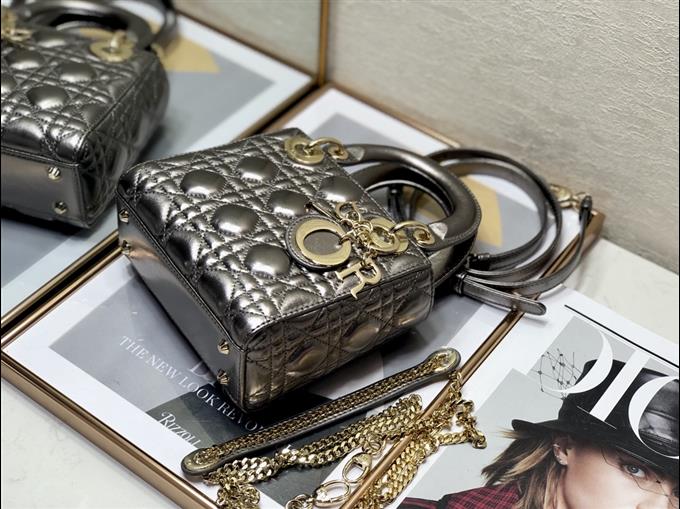 2025228Y650P211251906