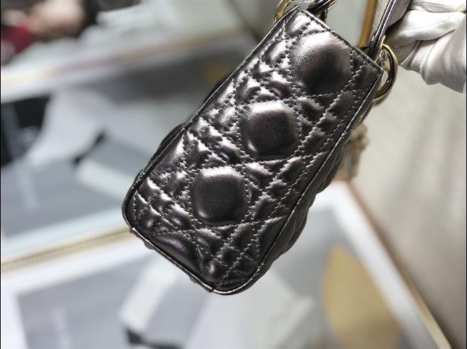 2025228Y650P211251922