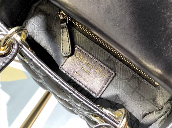 2025228Y650P211251969