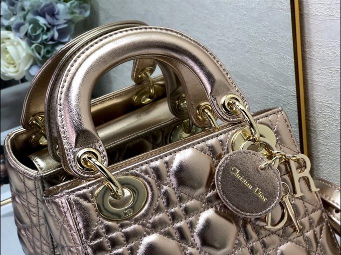 2025228Y650P21125280