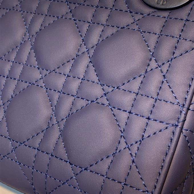 2025228Y650P22184592