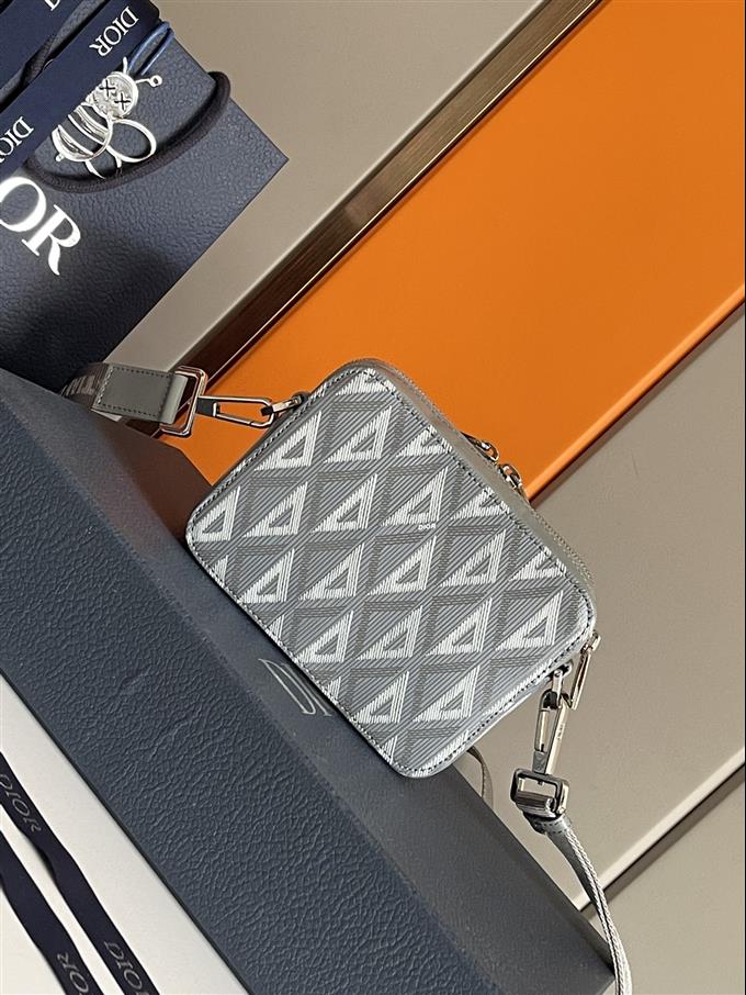 2025228Y500P221558196