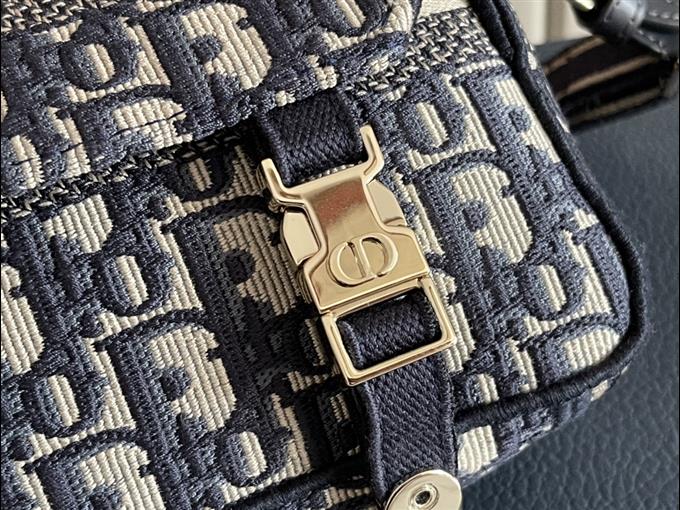 2025228Y630P22121439