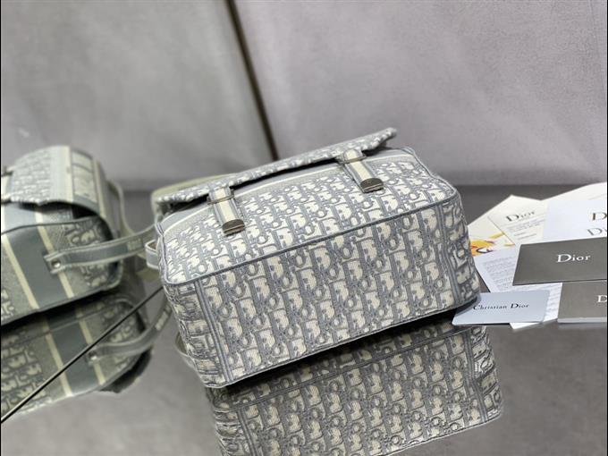 2025228Y650P221212626