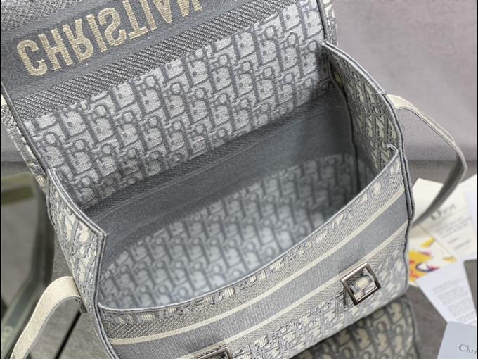 2025228Y650P221212658