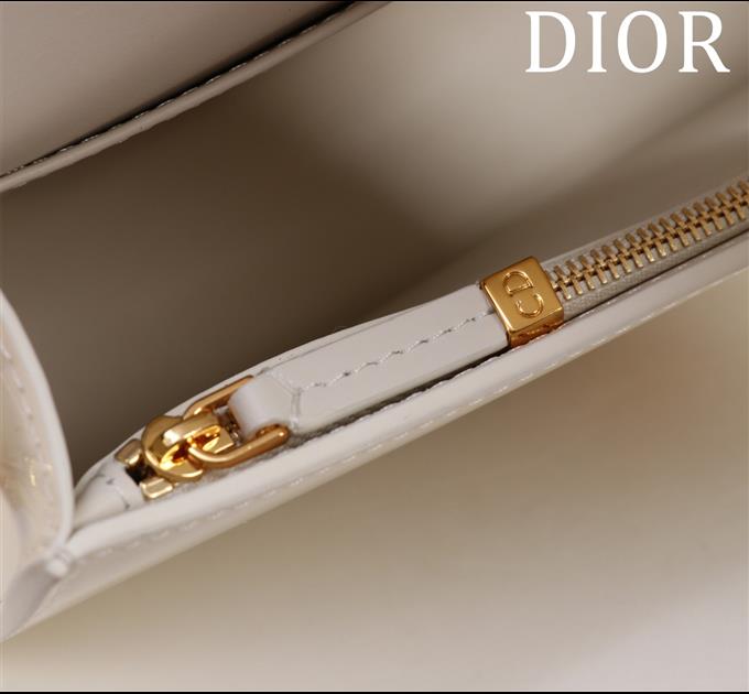 2025228Y600P214940620