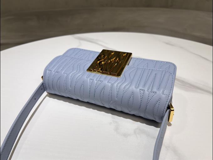 2025228Y630P214942582