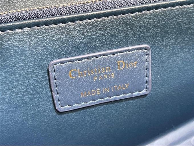 2025228Y650P21494336