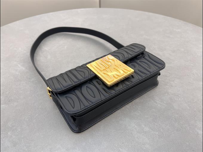 2025228Y680P214943658