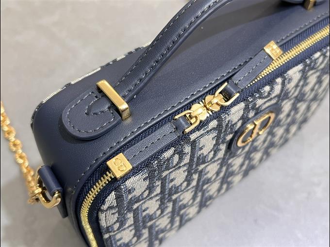 2025228Y450P204618960