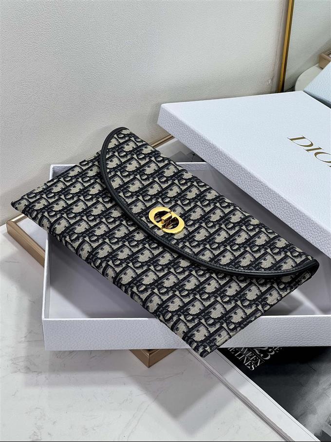 2025228Y500P204619100