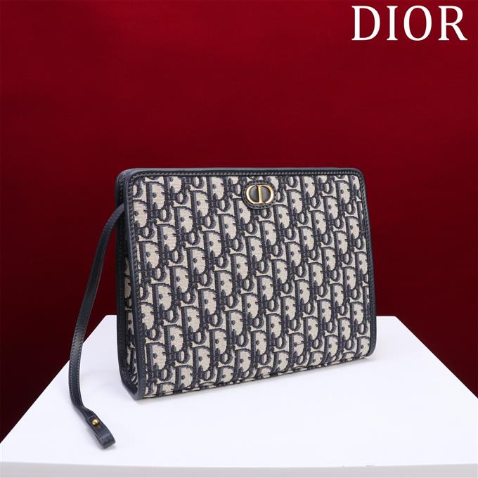 2025228Y500P204641573