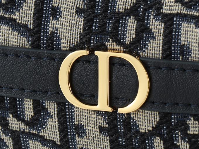 2025228Y530P204619257