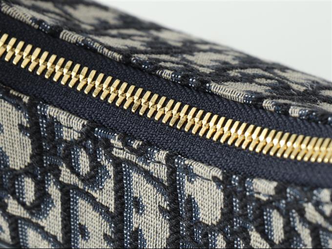 2025228Y530P204619273