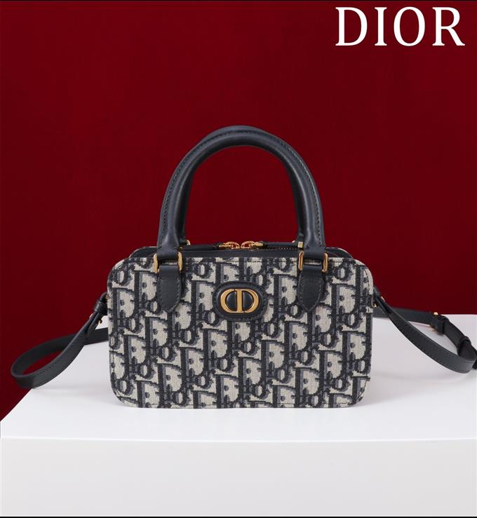 2025228Y550P204642262