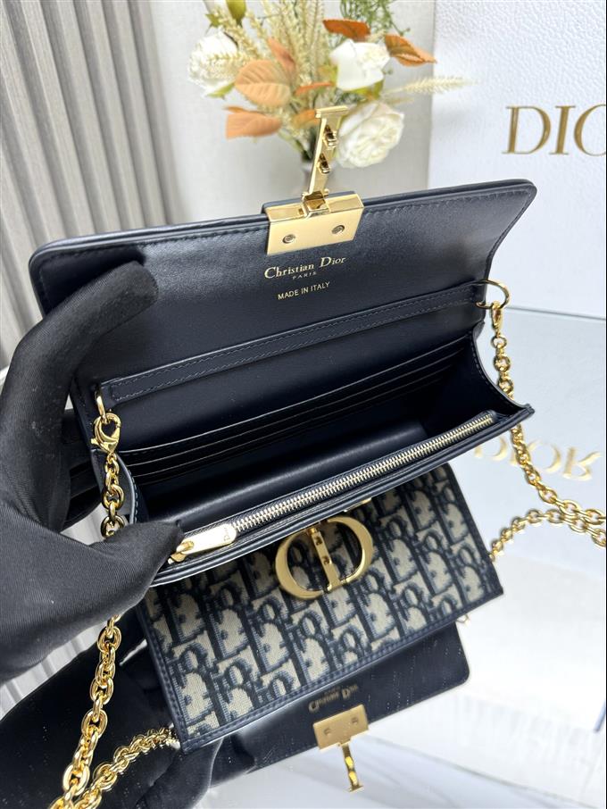 2025228Y580P204621297