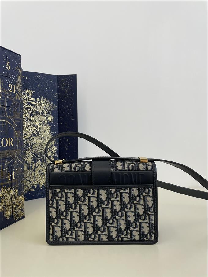 2025228Y580P204643635