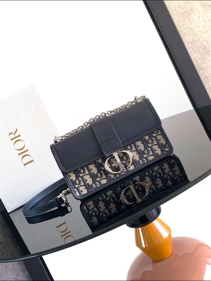 2025228Y600P204616588