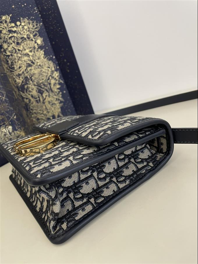 2025228Y600P204622209