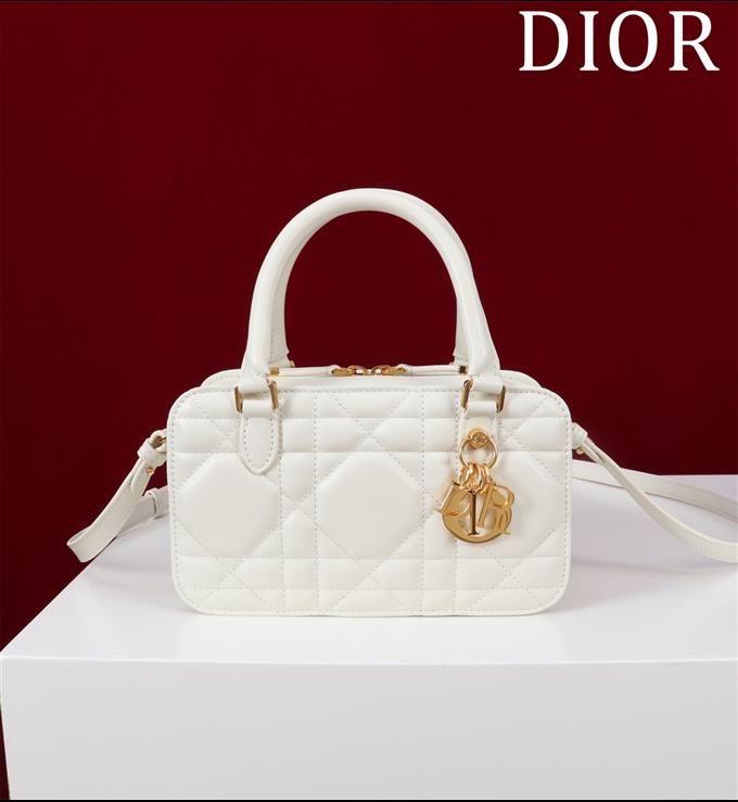 2025228Y600P204645521