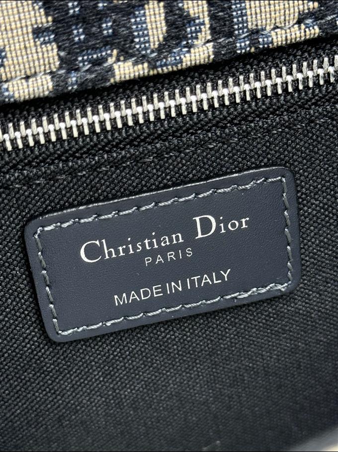 2025228Y620P204646203