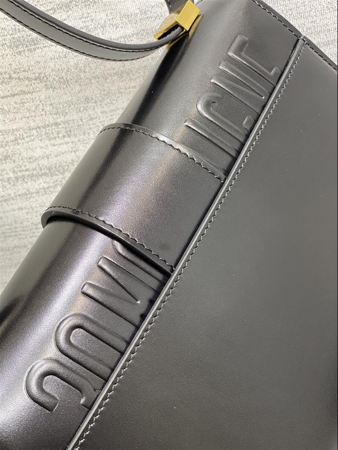 2025228Y680P204617352