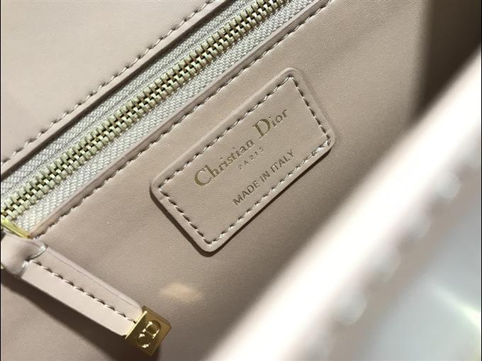 2025228Y680P204626120