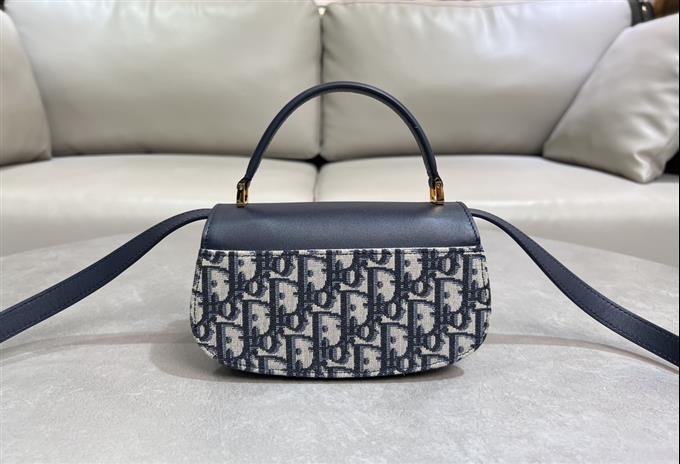 2025228Y700P204626948