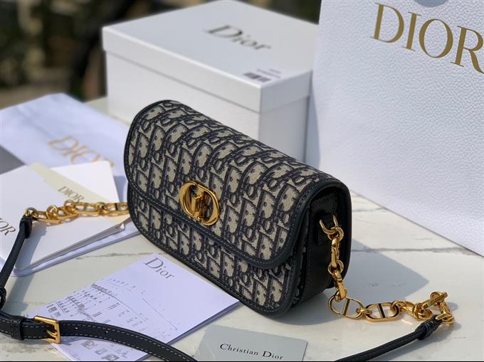 2025228Y750P204617446