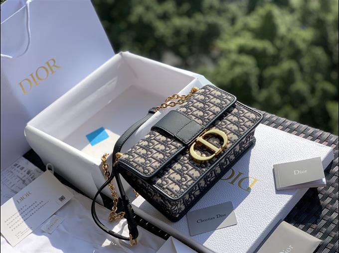 2025228Y780P204640202