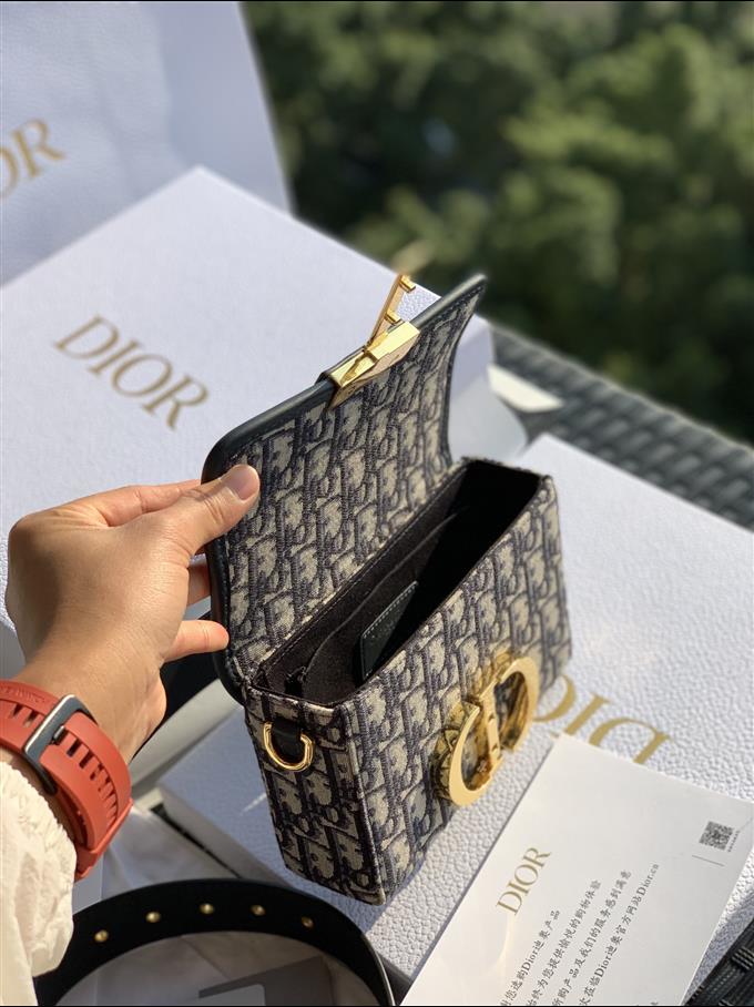 2025228Y800P204640357