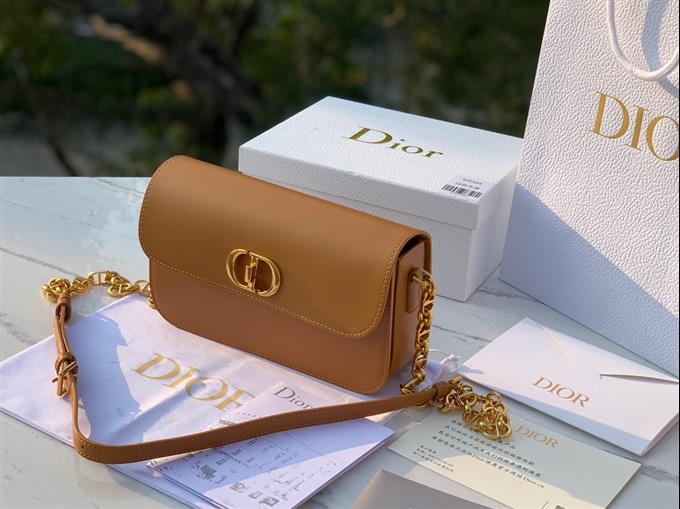 2025228Y900P204640437