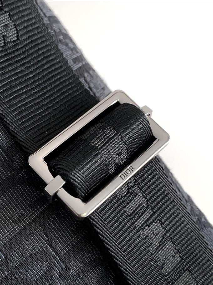 2025228Y500P21549430