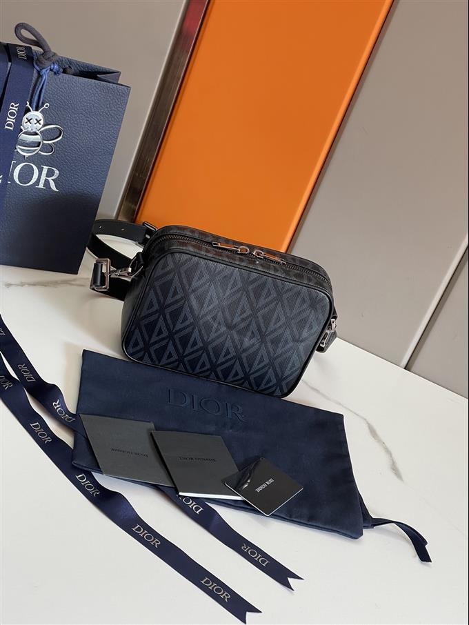 2025228Y520P211010111