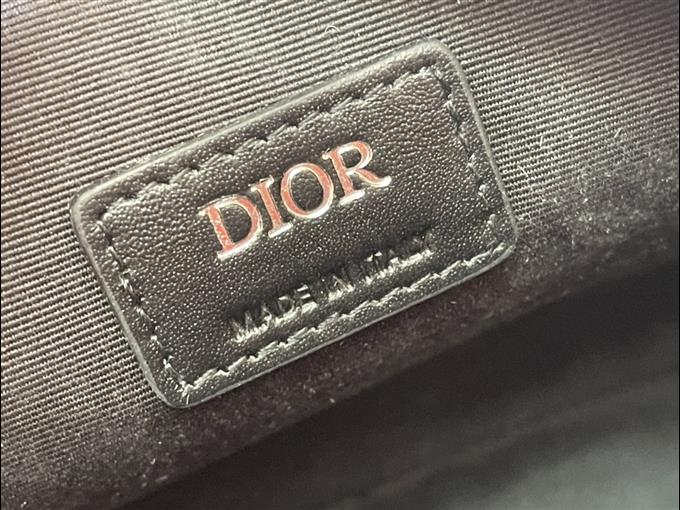 2025228Y520P211010204