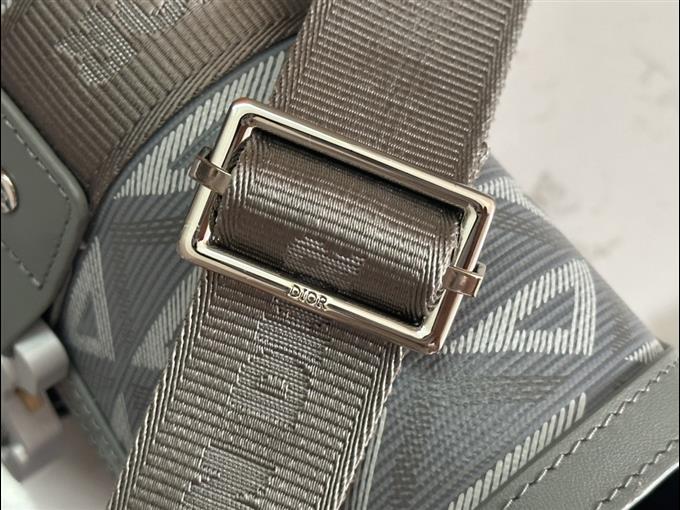 2025228Y600P211010580