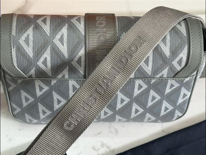 2025228Y600P211010596