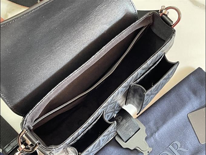 2025228Y600P211010751