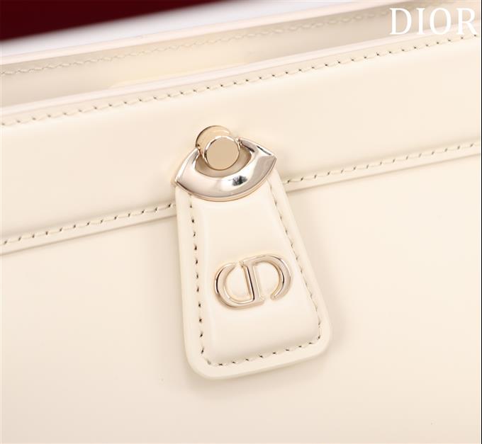 2025228Y600P221523657