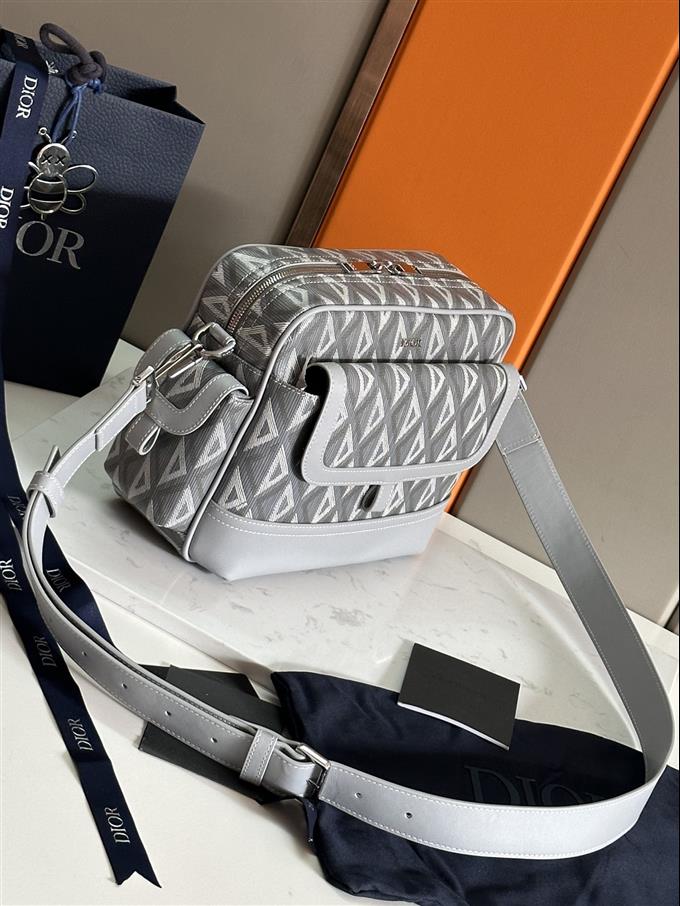 2025228Y620P21101182