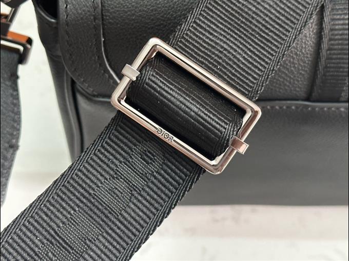 2025228Y650P211011301