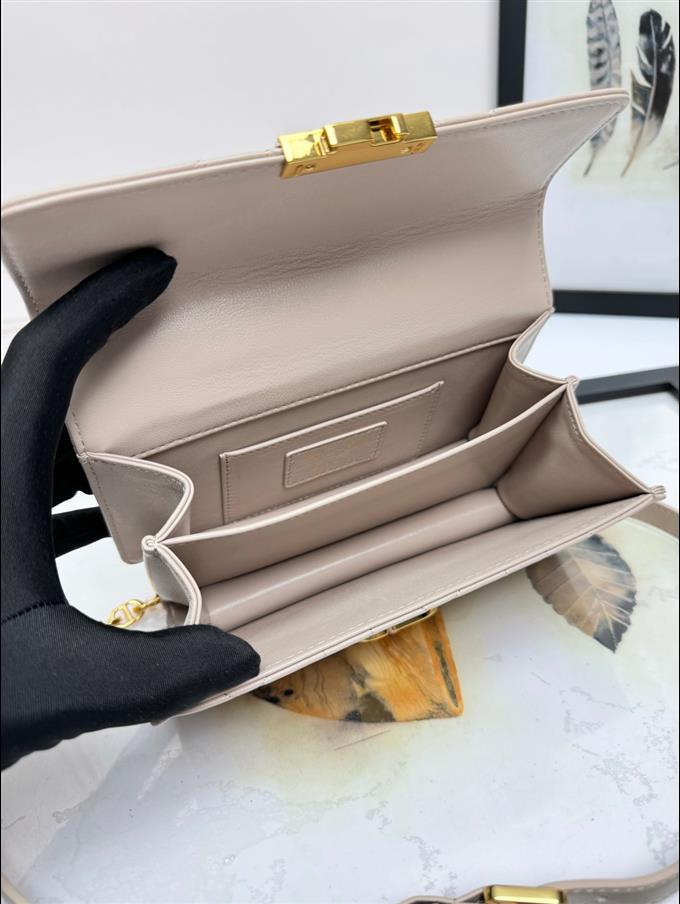 2025228Y650P222026993