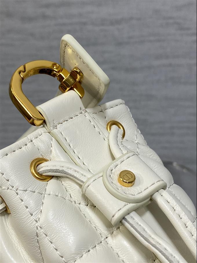 2025228Y680P222641297