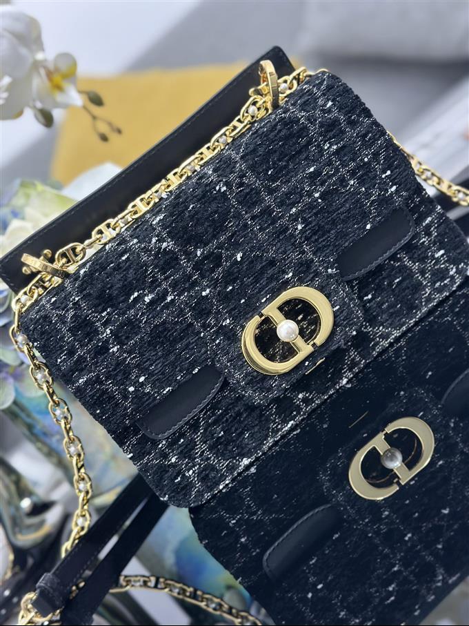 2025228Y680P222641695