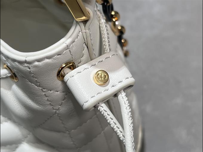 2025228Y680P222641804