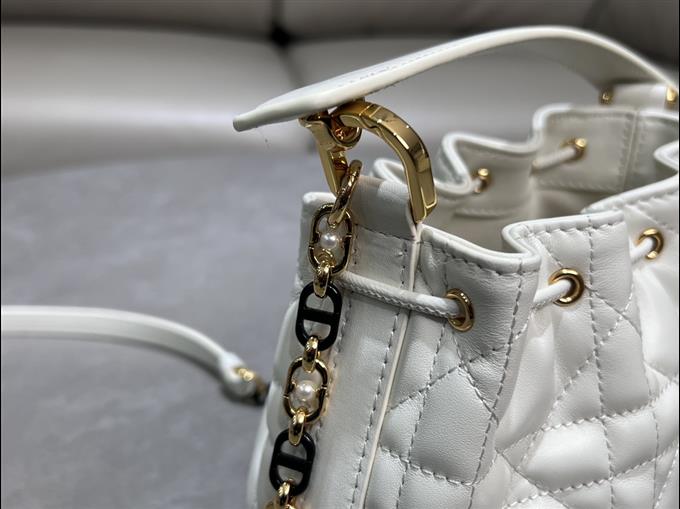 2025228Y680P222641819