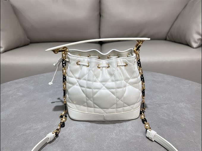 2025228Y680P222641836