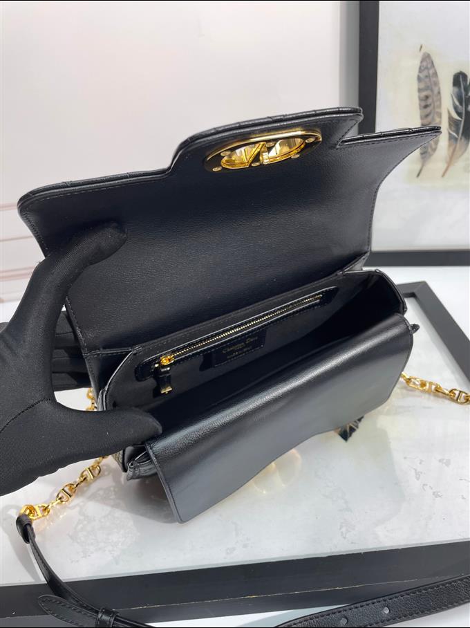 2025228Y680P222642396