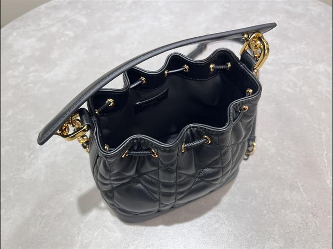 2025228Y700P222642849